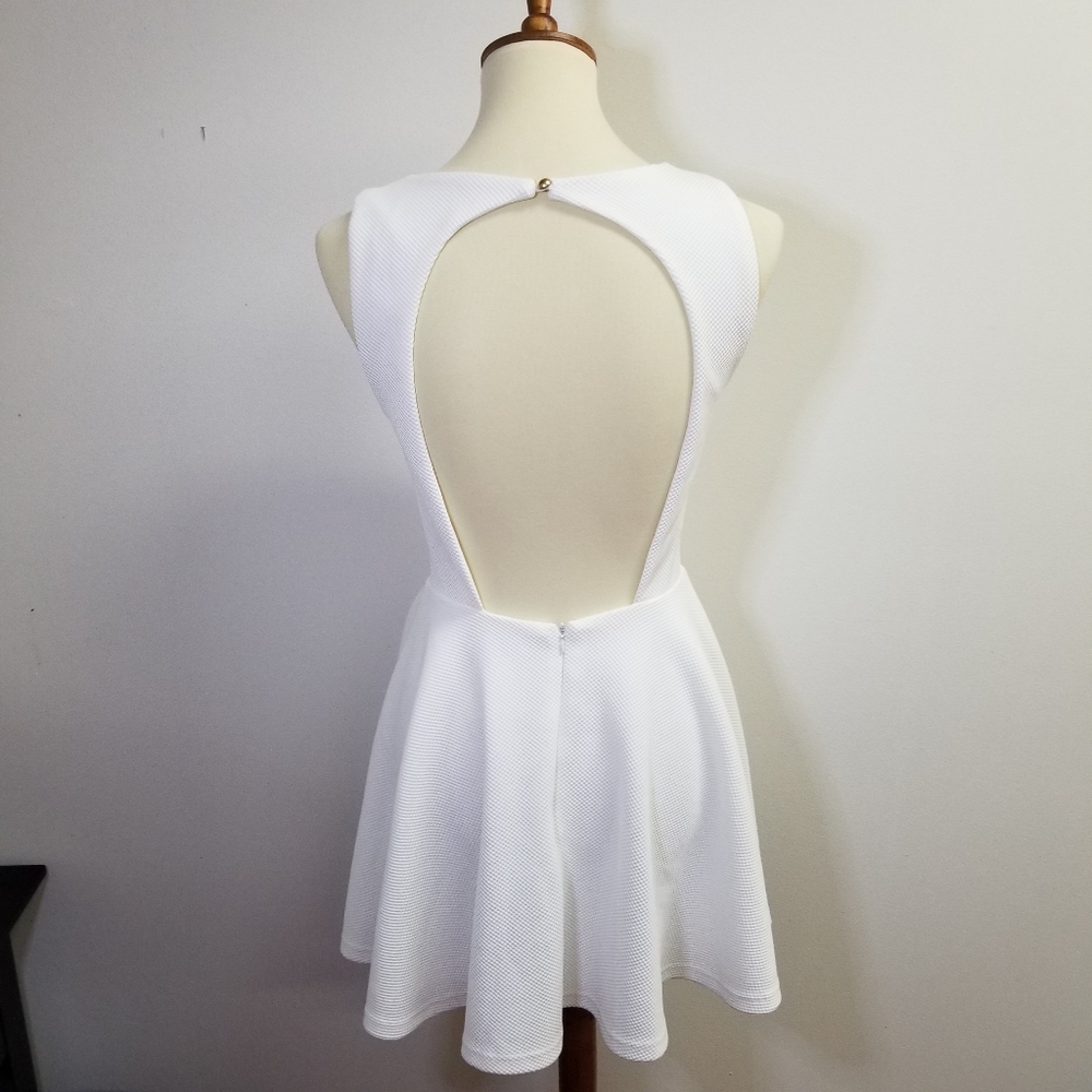 New Lulu's White Backless Dress
